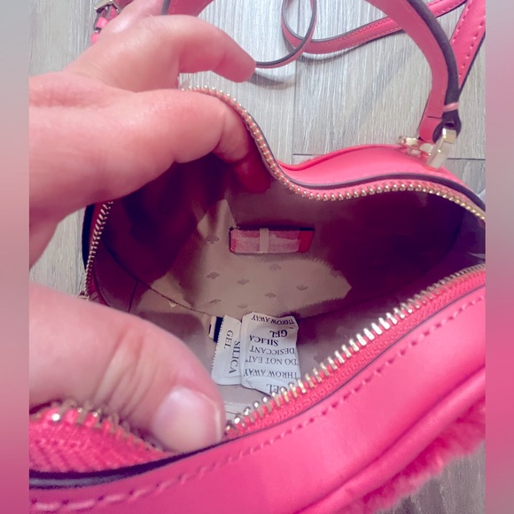 Kate Spade Heart Bag - Picture 4 of 5